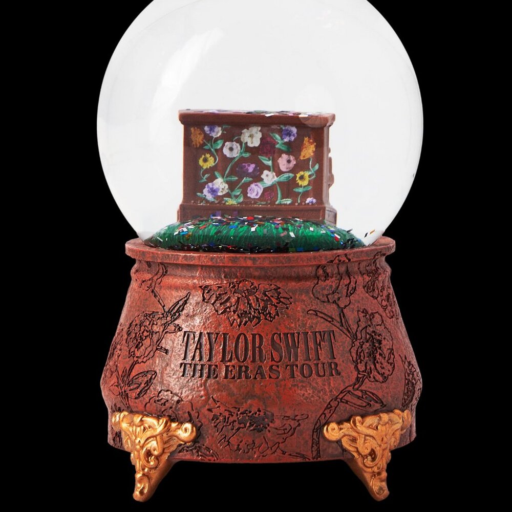 NWT Ready to Ship TAYLOR SWIFT | THE ERAS TOUR ACOUSTIC PIANO SNOW GLOBE